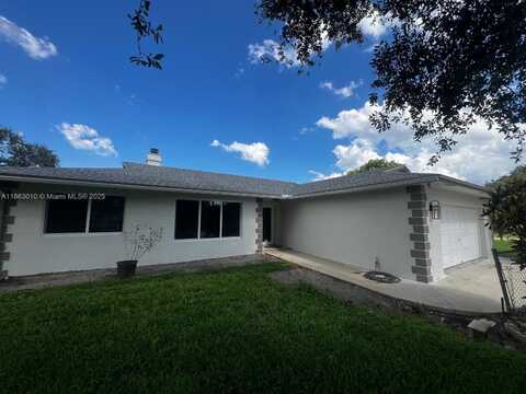 1590 SW 139th Ave, Davie, FL 33325