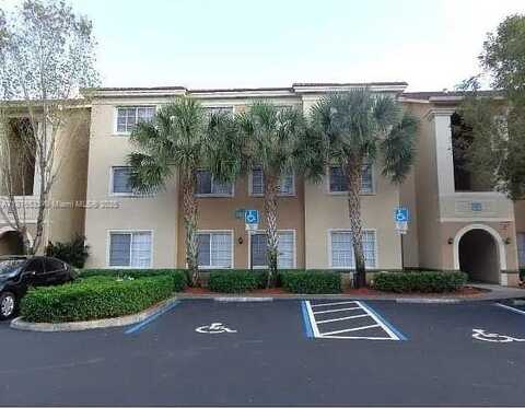 2516 Centergate Dr, Miramar, FL 33025