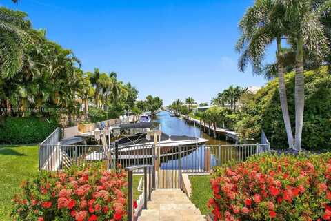 7050 NE 7th Ave, Boca Raton, FL 33487