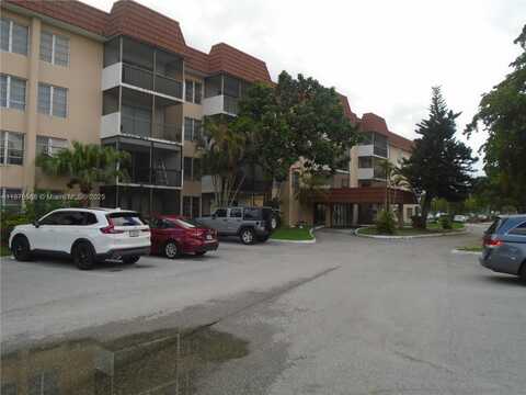 4176 INVERRARY DR, Lauderhill, FL 33319