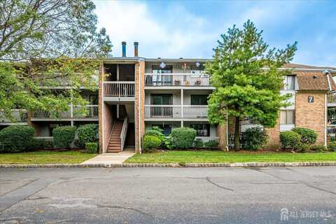 712 Edison Glen Terrace, Edison, NJ 08837