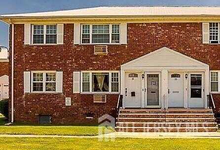 22-a Gramercy Gardens Gardens, Middlesex, NJ 08846