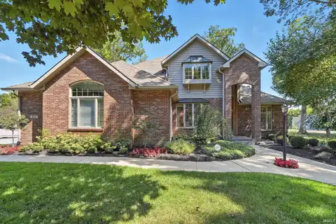 604 S Inverness Lane, Yorktown, IN 47396
