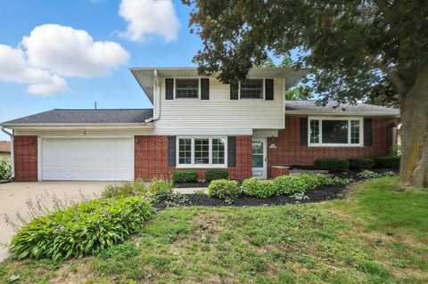 N88w17925 Christman Rd, Menomonee Falls, WI 53051