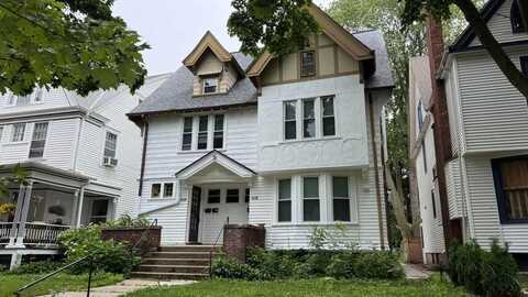 2724 N Stowell Ave, Milwaukee, WI 53211