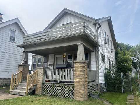 4625 N Hopkins St, Milwaukee, WI 53209