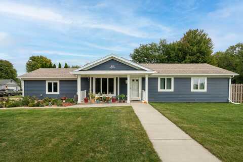 421 Indian Mound Pkwy, Whitewater, WI 53190