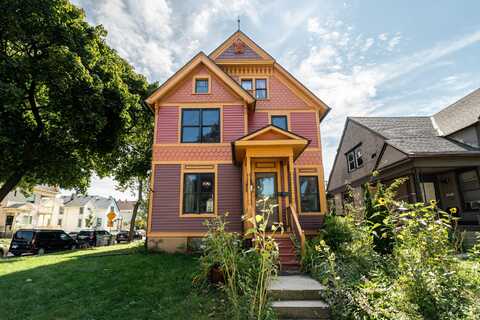 3405 W Saint Paul Ave, Milwaukee, WI 53208