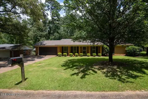 60 Summit Ridge Drive, Brandon, MS 39042