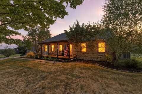 618 Meadows Hill Dr, Dawson Springs, KY 42408