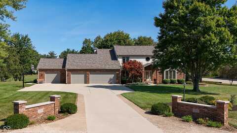 8304 W Mulligan Lane, Columbus, IN 47201