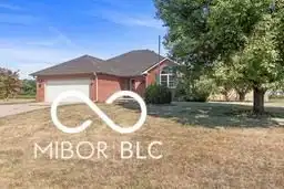 2330 E Mill Stream Drive, Greenfield, IN 46140