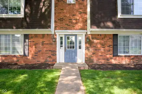 6454 Park Central Way, Indianapolis, IN 46260