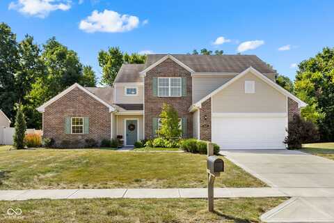 8607 Redditch Drive, Avon, IN 46123