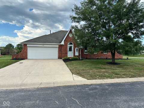 390 Vinewood Drive N, Brownsburg, IN 46112