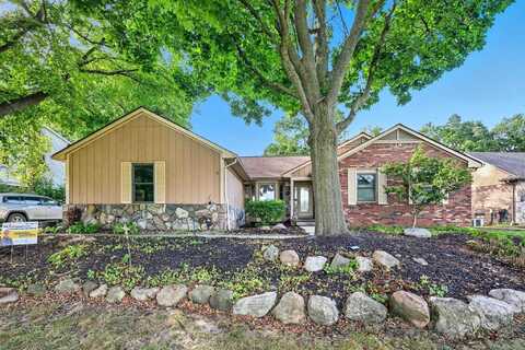 325 Lakes Edge, Oxford, MI 48371