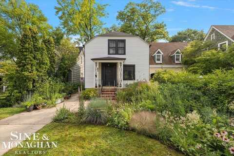 82 Kerby, Grosse Pointe Farms, MI 48236