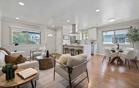 325 N 3rd ST 4, CAMPBELL, CA 95008