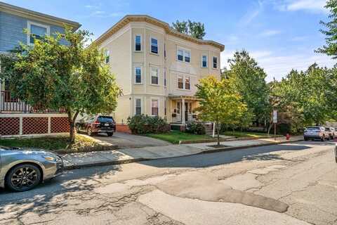 31 Thurston St, Somerville, MA 02145