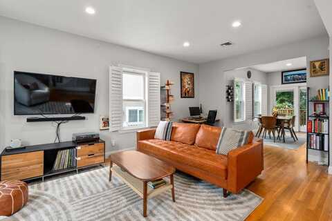 15 Ash St, Belmont, MA 02478