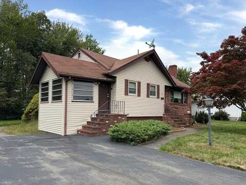 72 Kurland Ave, Brockton, MA 02301