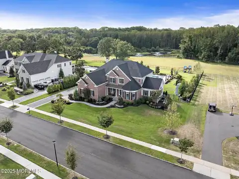 45 Windermere Road, Lincroft, NJ 07738