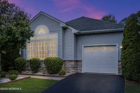 20 Rochford Drive, Manchester, NJ 08759