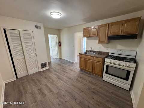 724 Cortlandt Street, Perth Amboy, NJ 08862