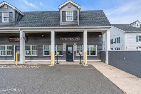 39 Throckmorton Street, Freehold, NJ 07728