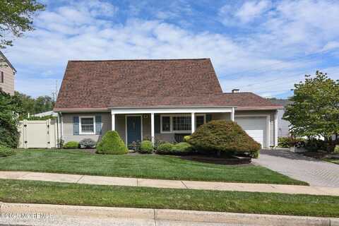 5 Wick Drive, Sayreville, NJ 08872