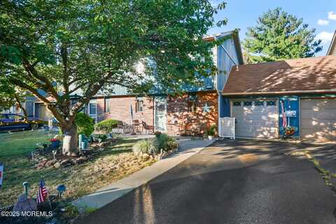 3 Swallow Lane, Howell, NJ 07731