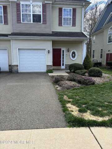 48 Oxford Court, Manalapan, NJ 07726