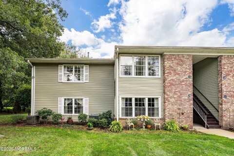24 Arrowwood Court, Red Bank, NJ 07701