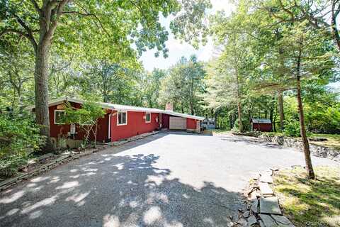 4 Captain Richards Lane, Fort Salonga, NY 11768