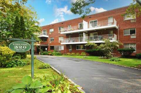 320 E Shore Road E, Great Neck, NY 11023