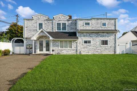 45 Universe Drive, Levittown, NY 11756