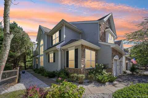 276 Woodlands Drive, Tuxedo Park, NY 10987