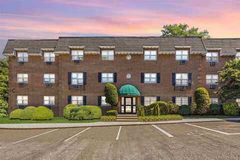 400 Maryland Avenue, Staten Island, NY 10305