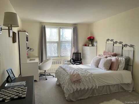 241-20 NORTHERN BOULEVARD, Douglaston, NY 11362