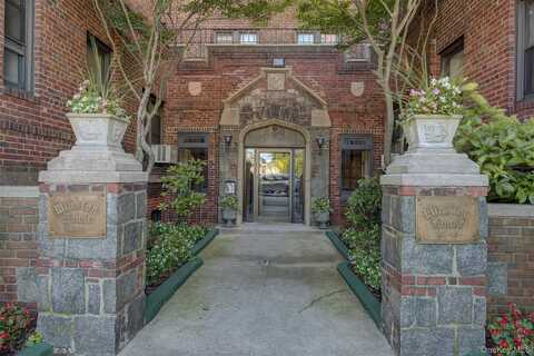 167-10 Crocheron Avenue, Flushing, NY 11358