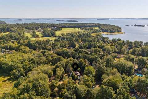 92 US Route 1, Falmouth, ME 04105