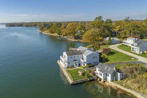 71 Homewood Circle, Yarmouth, ME 04096