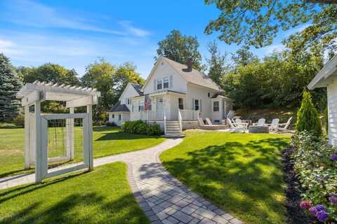 87 Boothby Road, Kennebunk, ME 04043