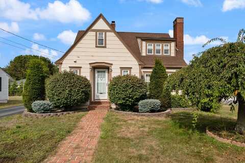 49 Harding Street, Biddeford, ME 04005