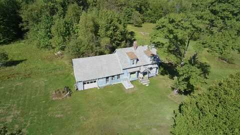 95 West Road, Abbot, ME 04406