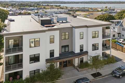 10 Hammond Street, Portland, ME 04101