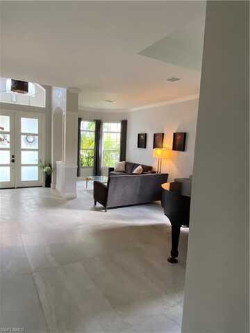 5717 Lago Villaggio, NAPLES, FL 34104