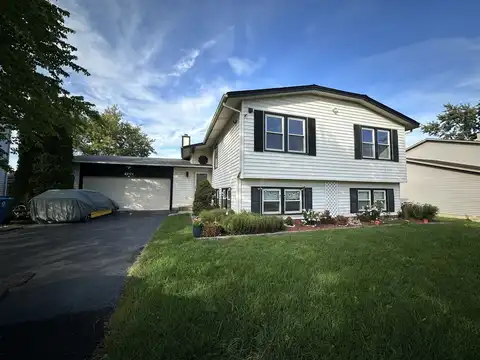 2504 Brook Lane, Aurora, IL 60504