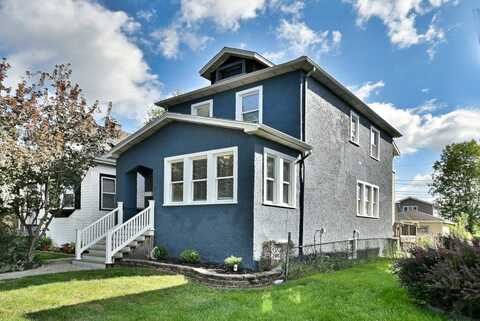 1429 Gunderson Avenue, Berwyn, IL 60402