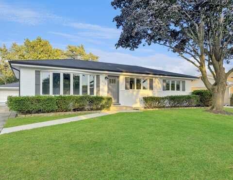 223 Gareth Lane, Schaumburg, IL 60193